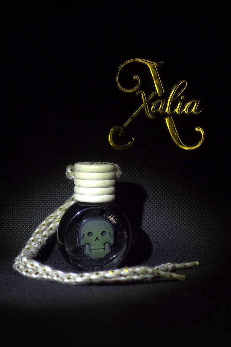 Dead of Night Xalia car scent